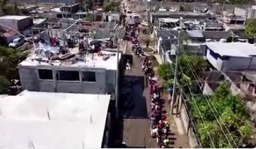 Aproape 100 de morţi şi dispăruţi în Mexic din cauza uraganului Otis. La Acapulco au loc jafuri, populaţia rămasă fără apă şi alimente este din ce în ce mai disperată - VIDEO