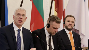 Estonia, Letonia, Lituania şi Ucraina boicotează reuniunea OSCE de la Skopje, din cauza participării lui Serghei Lavrov. ”Locul lui Serghei Lavrov este într-un Tribunal Special, nu la masa OSCE”, denunţă şeful diplomaţiei estone Margus Tsahkna