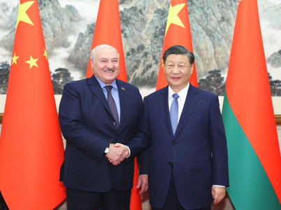 Aleksandr Lukaşenko şi Xi Jinping salută o consolidare a relaţiilor chinezo-belaruse, în a doua vizită din acest an a belarusului în China 