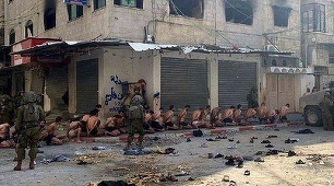Imagini din Gaza arată soldaţi israelieni reţinând zeci de bărbaţi îmbrăcaţi doar în lenjerie intimă - CNN