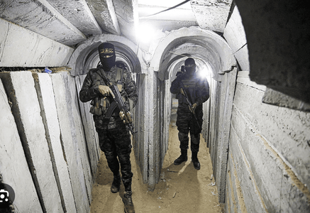 Forţele de Apărare Israeliene susţin că au distrus o reţea de tuneluri în centrul Gaza City
