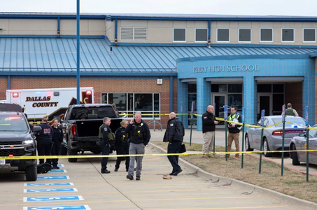 ”Mai multe victime” într-un atac armat în Iowa, la Liceul din oraşul Perry. Atacatorul, identificat