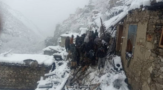 Cel puţin 25 de morţi în nord-estul Afganistanului, în surparea unor stânci în urma unor ninsori importante
