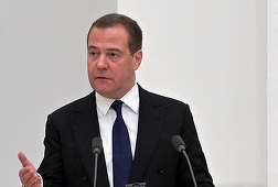 Medvedev ameninţă că Rusia se va răzbuna pe noile sancţiuni care i-au fost impuse de Occident la marcarea a doi ani de la invazia Ucrainei. ”Să ne răzbunăm pe ei peste tot unde este posibil”, îndeamnă el şi cere operaţiuni secrete în Occident