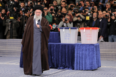Alegeri în Iran. Radicalii, care se confruntă cu o nemulţumire în creştere a populaţiei, vor să îşi întărească controlul puterii