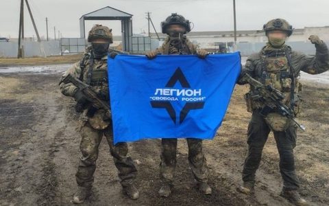 Luptătorii anti-Kremlin susţinuţi de Ucraina spun că operează în continuare în interiorul Rusiei. Ei afirmă că au recrutat şi foşti luptători Wagner