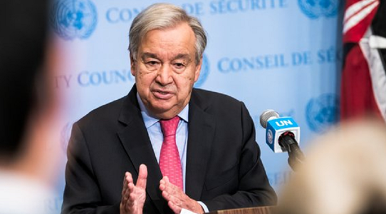 Antonio Guterres merge în Egipt pentru a pleda pentru un armistiţiu în Gaza
