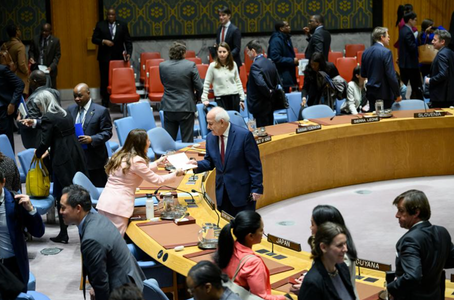 Membrii Consiliului de Securitate al ONU nu au ajuns la un consens în vederea aderării Palestinei la ONU. Două treimi dintre membrii Consiliului, favorabili. Există voturi suficiente pentru o rezoluţie în favoarea aderării. SUA se vor opune prin veto