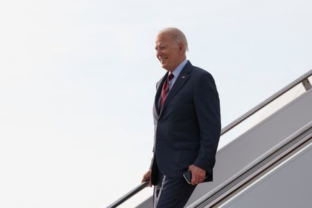 Biden se întoarce la Washington pe fondul ameninţărilor Iranului la adresa Israelului