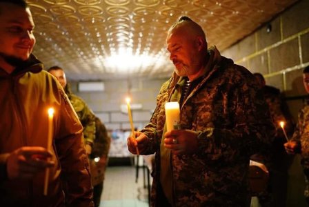Al treilea Paşte în vreme de război. Ucrainenii sărbătoresc Învierea Domnului sub focuri de armă
