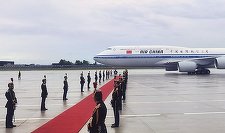 Xi Jinping, start de turneu european cu o întâlnire cu Emmanuel Macron