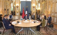Liderul chinez Xi Jinping a fost primit la Palatul Elysee de preşedintele Emmanuel Macron. La întâlnire ia parte şi preşedinta Comisiei Europene, Ursula von der Leyen - VIDEO