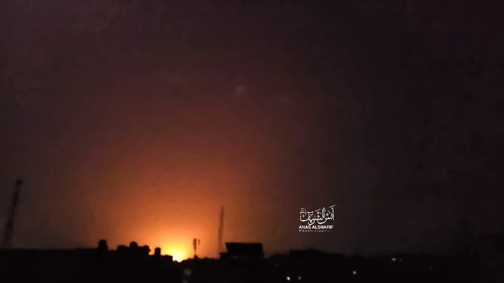 UPDATE – Israelul efectuează lovituri de amploare în întreaga Fâşie Gaza, care s-ar fi soldat cu zeci de morţi. Ministrul apărării: „În această seară am revenit la luptele din Gaza, având în vedere refuzul Hamas de a elibera ostaticii”. Reacţia Hamas