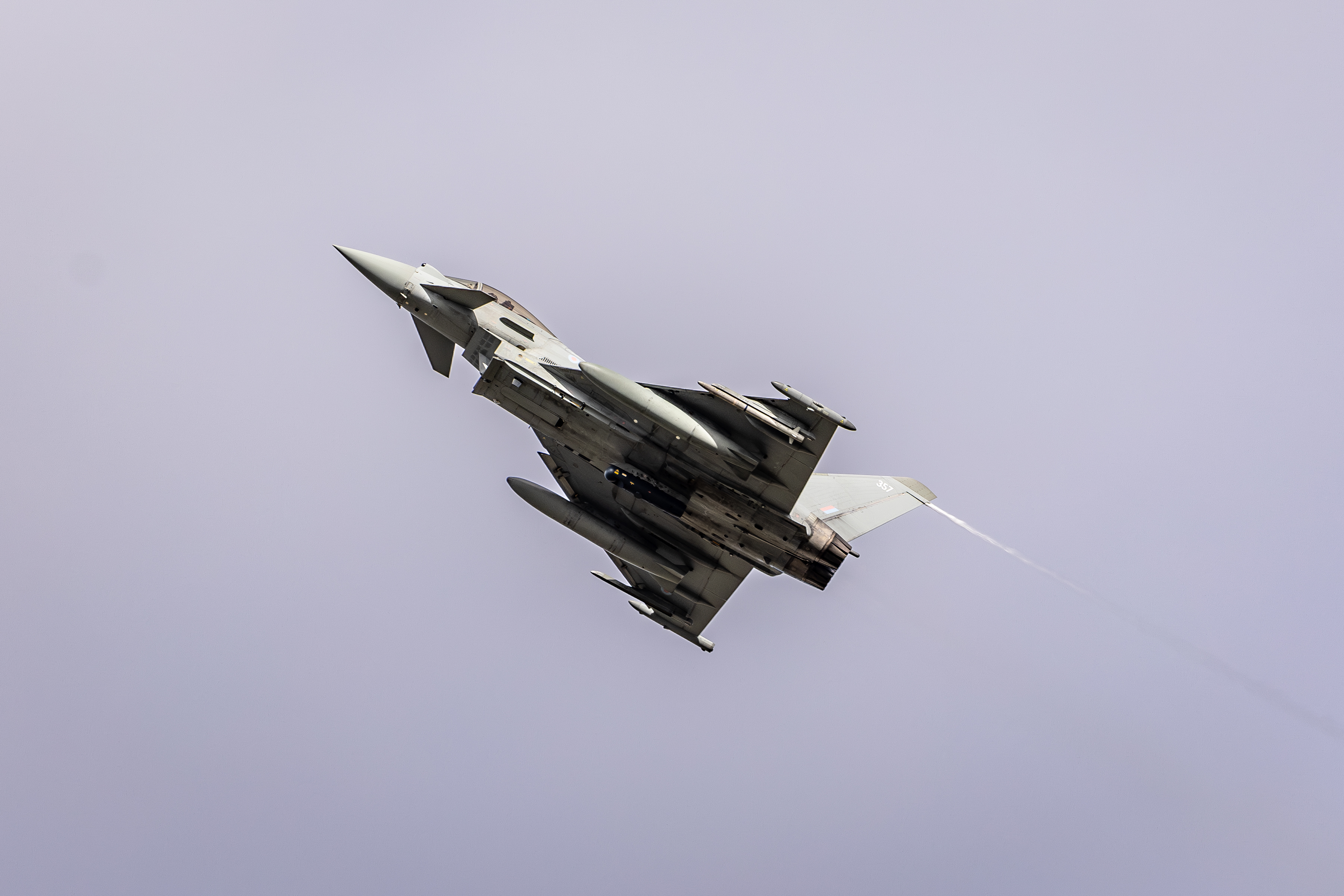 Aviaţia britanică a interceptat avioane ruseşti pentru a apăra spaţiul aerian al NATO
