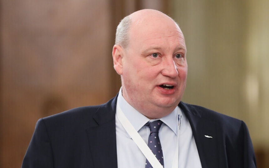 Un fost director general al Transporturilor Comisiei Europene (CE), estonul Henrik Hololei, vizat de o procedură disciplinară şi anchetat de Parchetul European (EPPO) cu privire la o presupusă corupere de către Qatar