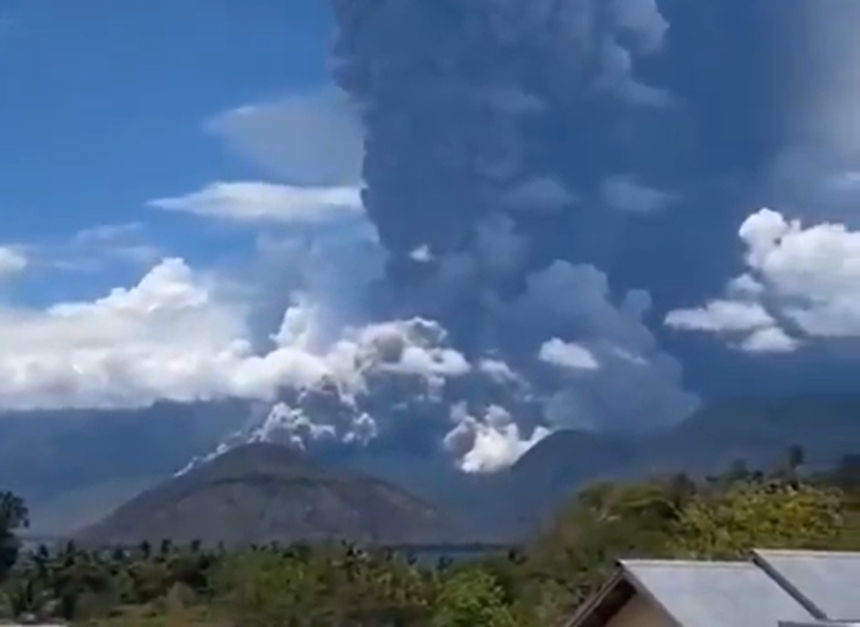 Indonezia: Nivel de alertă maxim după erupţia vulcanului Lewotobi Laki-laki – VIDEO