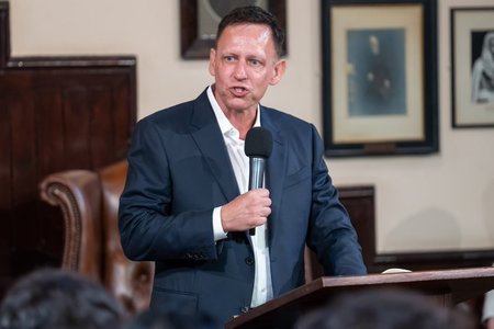 Pentru miliardarul Peter Thiel, Greta Thunberg şi oponenţii AI sunt „legionarii Antihristului”