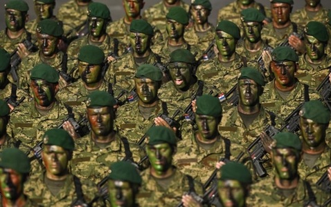 Croaţia reintroduce serviciul militar, la care a renunţat înainte să adere la NATO, în 2008