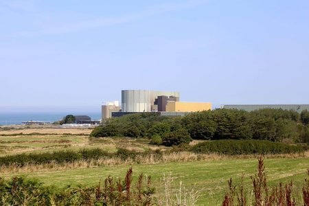 A fost aleasă locaţia pentru prima centrală nucleară mică din Marea Britanie – Wylfa, în Anglesey, un amplasament în nordul Ţării Galilor / Lucrările ar urma să înceapă anul viitor / Investiţie a guvernului britanic de 2,5 miliarde de lire sterline