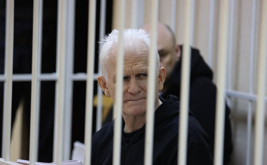 Disidentul belarus Bialiațki spune că Nobelul l-a ferit de abuzuri în detenție