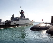 SBU anunţă un atac cu o dronă de tip Sub Sea Baby, pentru prima oară, împotriva unui submarin rusesc de tip Kilo în portul Novorossisk, la Marea Neagră. ”Submarinul a suferit pagube critice şi a fost scos din serviciu”