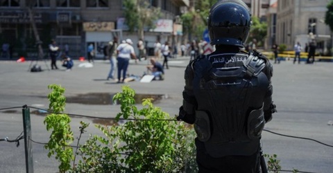 Exploziile de la Damasc în timpul vizitei lui Macron, legate de Statul Islamic, anunţă Guvernul sirian