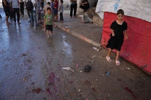 Lovituri israeliene în Gaza: Cel puţin opt persoane au fost ucise în timpul unei înmormântări