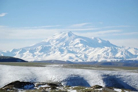 Cinci alpinişti bosniaci au murit pe muntele Elbrus, în Rusia