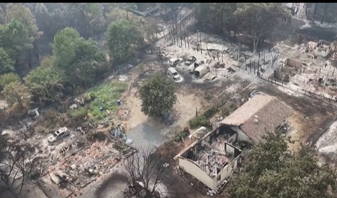 Incendiile de vegetaţie din sudul Franţei au scos la iveală un depozit cu 400 de proiectile şi muniţii istorice