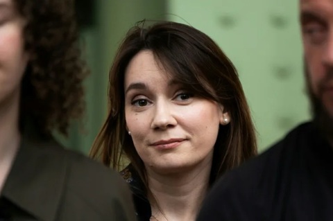 Hotărârea Franţei de a o expulza pe editorialista rusă Ksenia Fedorova este o ”persecutare politică”, denunţă Moscova