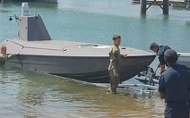 Drone de spionaj de tip K3 Scout ale Marinei Regale britanice, folosite de Forţele Speciale, ”au transmis în secret date Chinei”, dezvăluie The Telegraph. Ele au fost cumpărate şi de Comandamentul Operaţiunilor Speciale al SUA şi au participat la teste NA