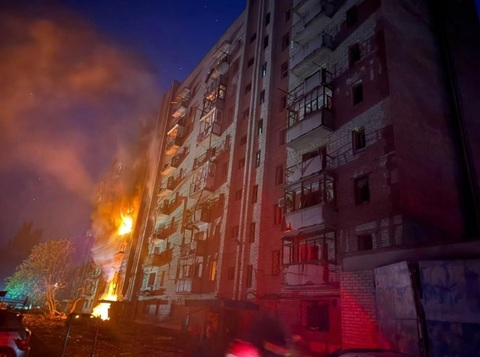 Un mort şi 15 răniţi în atacuri ruseşti la Hramatorsk, doi răniţi la Zaporojie