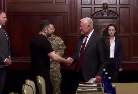 Zelenski s-a întâlnit fostul emisar al lui Trump, Keith Kellogg, şi au discutat despre nevoile Ucrainei în materie de apărare aeriană