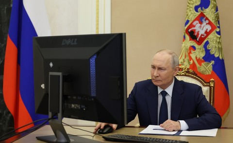 ALEGERI ÎN RUSIA - Vladimir Putin a votat online - FOTO