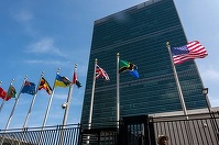 Aproximativ 20 de şefi de state, inclusiv ai Canadei, Germaniei, Spaniei şi Ursula von der Leyen, cer, într-o declaraţie comună, în marja Adunării Generale a ONU, garanţii împotriva AI. SUA, Franţa, M.Britanie şi Japonia nu au semnat textul, a cărui semna