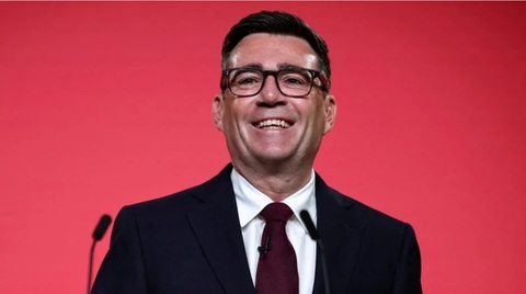 O revenirea a Regatului Unit în Uniunea Europeană poate fi o opţiune, anunţă premierul Andy Burnham