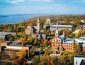 Preşedintele Universităţii Cornell promite o ”analiză serioasă” a frăţiilor şi sororităţilor în urma acuzaţiilor de viol