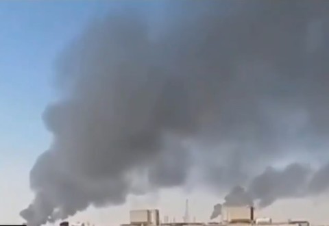 Capitala Arabiei Saudite, zguduită de explozii. Elevii şi diplomaţii s-au refugiat în adăposturi