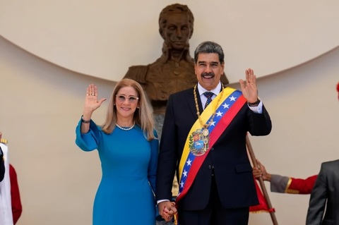 Maduro şi soţia sa, inculpaţi cu privire la tortură de către justiţia americană