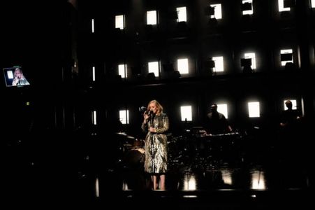 Adele îşi va lua o vacanţă de cinci ani, începând din noiembrie, după încheierea turneului ei mondial - presă