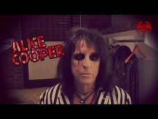 Alice Cooper invită publicul din România la concertul The Hollywood Vampires printr-un mesaj video