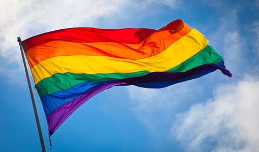 Atacul armat din Orlando: Drapelul-curcubeu al comunităţii LGBT, simbol al toleranţei - origine, evoluţie, semnificaţii