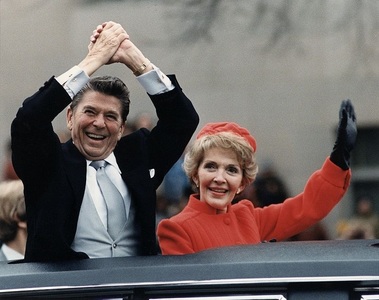 Obiecte care au aparţinut soţilor Reagan, vândute la licitaţie cu peste 5,7 milioane de dolari
