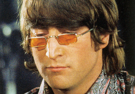 O biografie a lui John Lennon va fi lansată sub forma unei reviste de bandă desenată