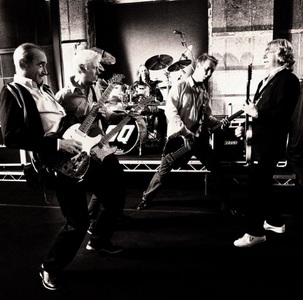 Chitaristul Rick Parfitt a anunţat că se retrage din trupa Status Quo
