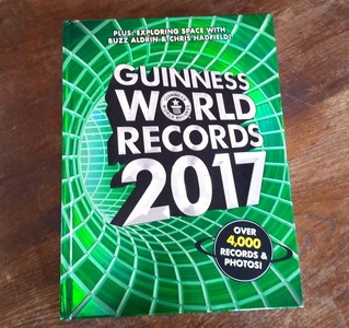 Skydiving şi bungee jumping, printre evenimentele care au marcat Ziua Mondială a Recordurilor Guinness 2016