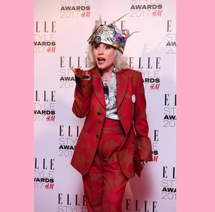 Cântăreaţa Debbie Harry, recompensată cu trofeul Style Icon, la gala Elle Style Awards