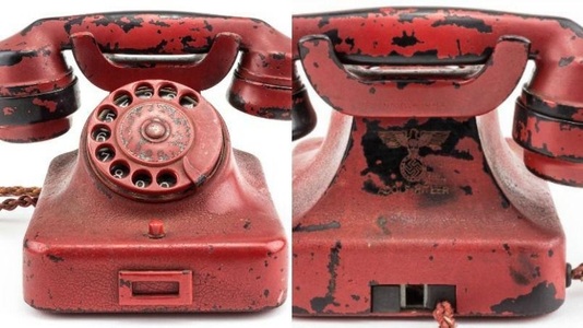 Un telefon din biroul lui Hitler, vândut cu 243.000 de dolari, la o licitaţie organizată în Statele Unite