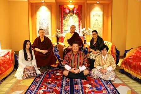Tibet - Unul dintre principalii preoţi renunţă la viaţa monahală pentru a se căsători