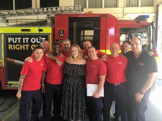 Adele. Grenfell Tower (Foto: Facebook/ Rob Petty)